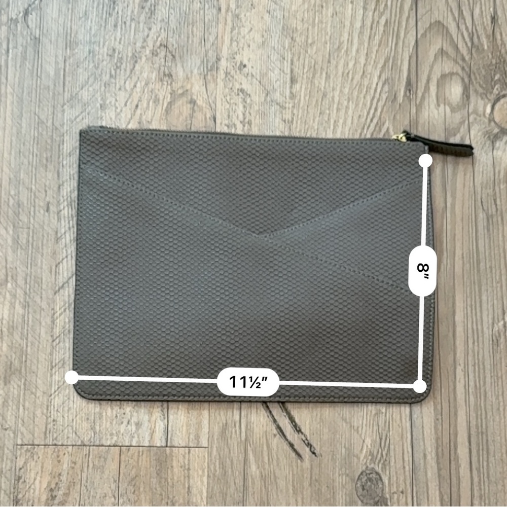 Banana Republic clutch